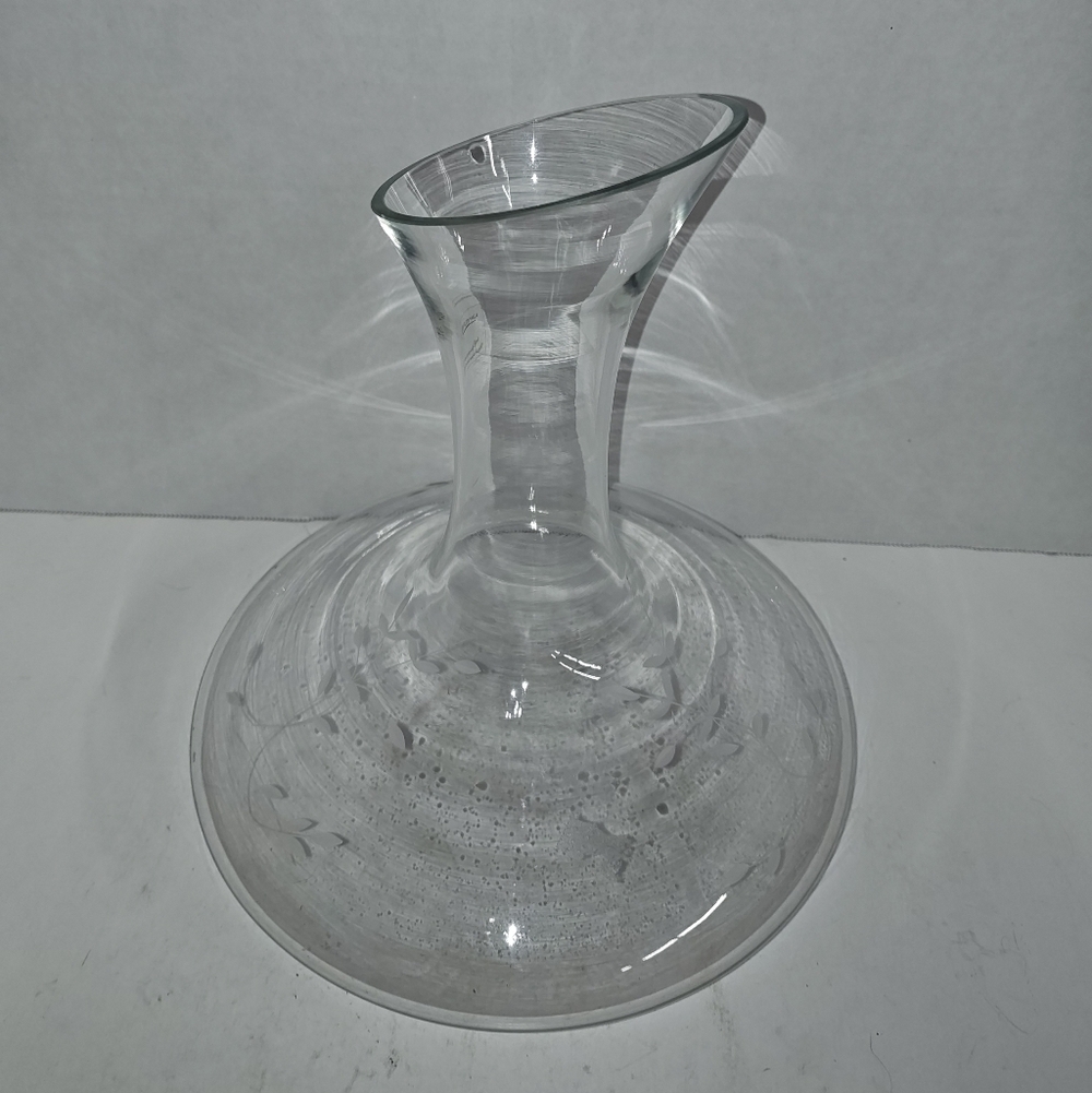 Luminescence Romania Handcrafted Mouth Blown Etched Glass Crystal Decanter